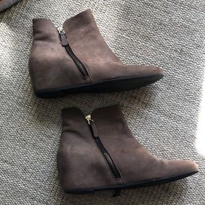 FSNY hidden wedge booties